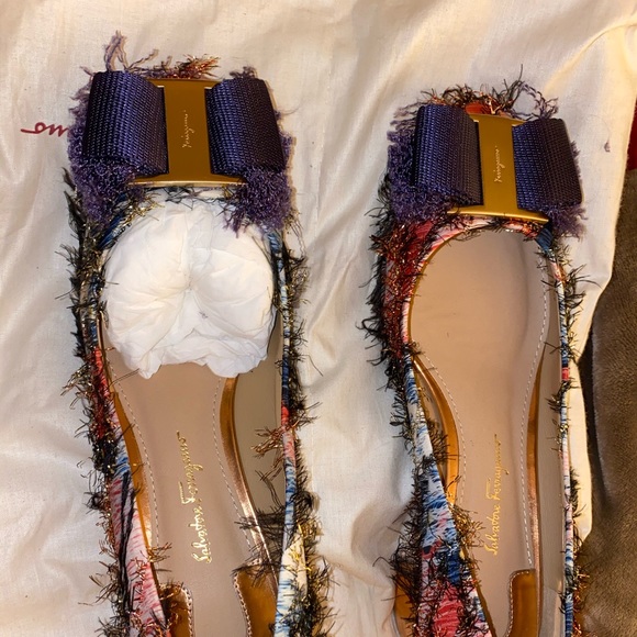 Size 8 with box - Picture 2 of 5